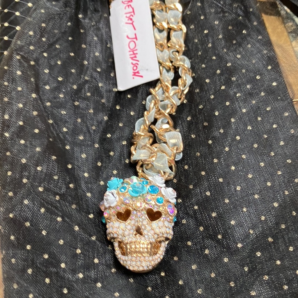 NWT Unique Betsey Jonson skull with colorful rhinestones necklace